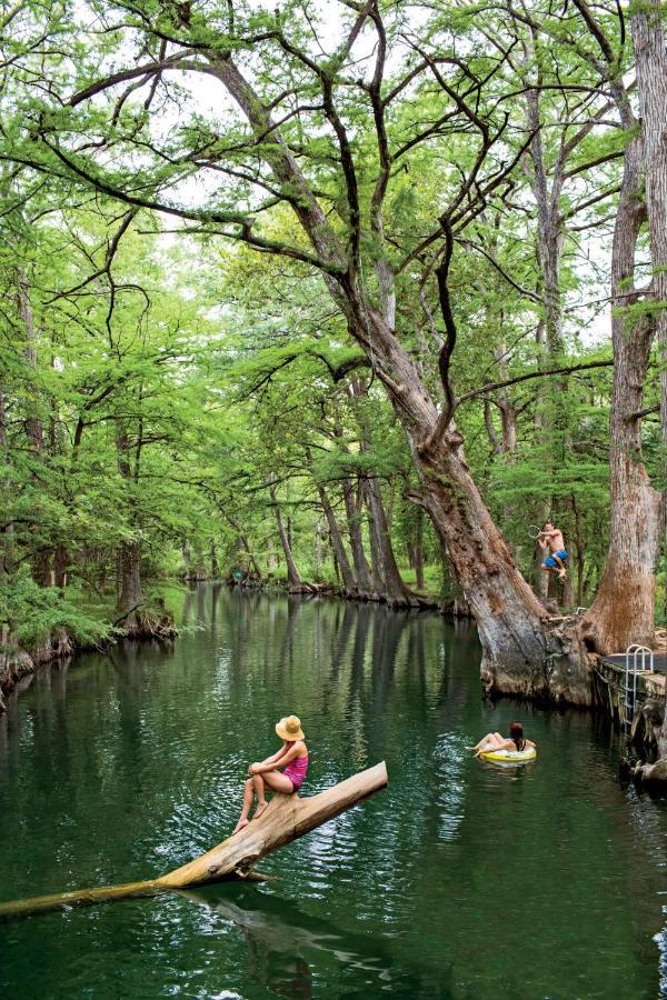 Hill Country Haute N Haus Relax And Renew Fischer Luaran gambar